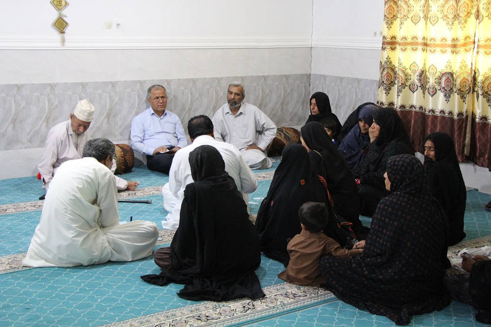 برپایی میز خدمت جهادی در شهرستان بمپور