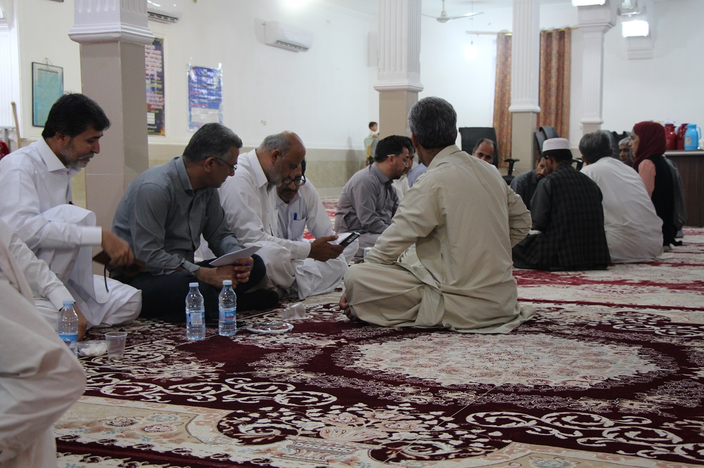 برپایی میز خدمت جهادی در شهرستان ایرانشهر