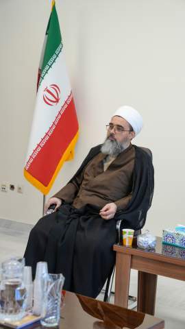 دیدار امام جمعه محترم اهل سنت کرمانشاه با مدیر کل کمیته امداد امام خمینی (ره) استان کرمانشاه