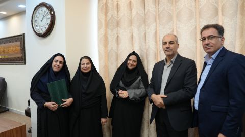 آیین تجلیل و تقدیر از  روانشناسان و مشاورین  کمیته امداد امام خمینی(ره) استان کرمانشاه