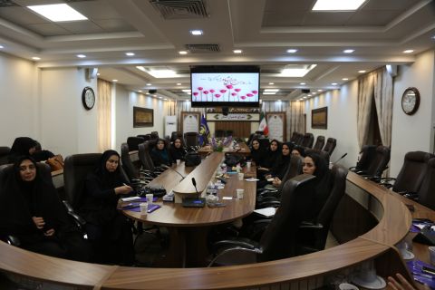 آیین تجلیل و تقدیر از  روانشناسان و مشاورین  کمیته امداد امام خمینی(ره) استان کرمانشاه