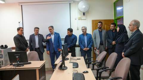 بازدید مدیرکل کمیته امداد استان از بخش‌های مختلف سازمان جهاد دانشگاهی و پارک علم و فناوری