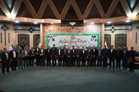 تجلیل از کمیته امداد استان کرمانشاه در نوزدهمین جشنواره شهید رجایی 