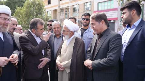 آیین توزیع ۱۸۵۰۰ بسته نوشت افزار در بین دانش آموزان کرمانشاهی