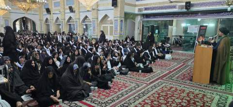 اعزام سالمندان تحت حمایت کمیته امداد استان کرمانشاه به مشهد مقدس