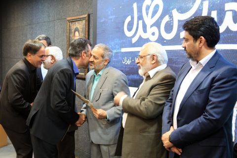 کسب رتبه سوم کشوری توسط کمیته امداد امام خمینی (ره) کرمانشاه در طرح مدارس همدل