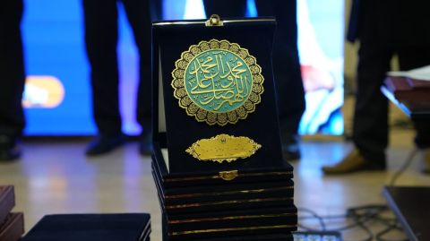 تجلیل از پرستاران حامی ایتام در استان کرمانشاه به مناسبت روز پرستار و میلاد حضرت زینب (س)