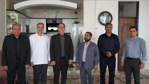 در دومین روز از هفته دولت سفر خدمت‌رسانی مدیرکل کمیته امداد استان کرمانشاه به سنقر و کلیایی؛ از اشتغ