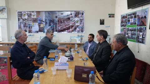 در دومین روز از هفته دولت سفر خدمت‌رسانی مدیرکل کمیته امداد استان کرمانشاه به سنقر و کلیایی؛ از اشتغ