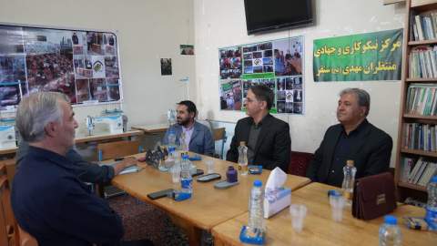 در دومین روز از هفته دولت سفر خدمت‌رسانی مدیرکل کمیته امداد استان کرمانشاه به سنقر و کلیایی؛ از اشتغ